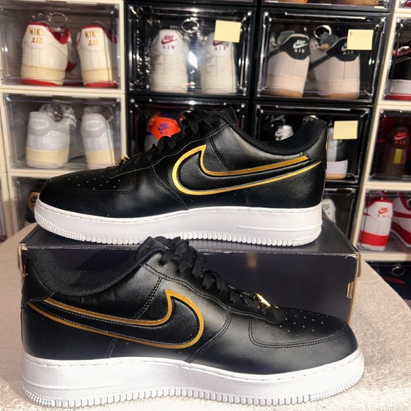 Nike Air Force 1 \'07 LV8 \
